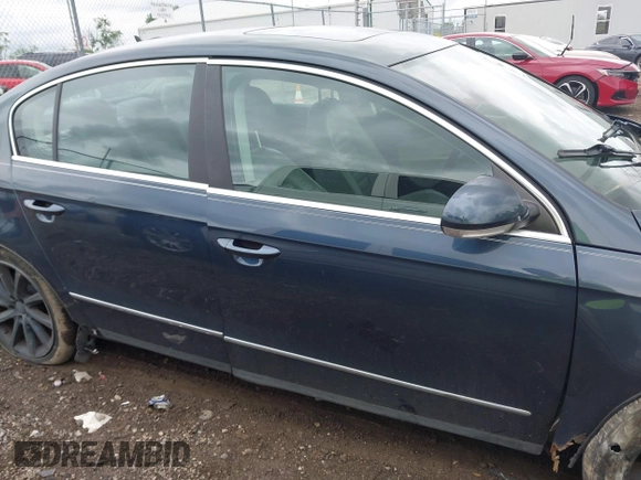 2006 Volkswagen Passat 3.6L V6 с VIN WVWCU73C96E215940, выставлен на аукционе IAAI как лот 42257810 с пробегом 102 795 миль миль и . История ставок и продаж доступна на DreamBid. Изображение 14.