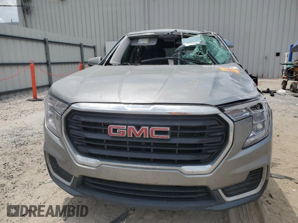2023 GMC Terrain SLE с VIN 3GKALMEGXPL125985, выставлен на аукционе Copart как лот 57793895 с пробегом 49 669 миль миль и На запчасти • Non repairable. История ставок и продаж доступна на DreamBid. Изображение 5.