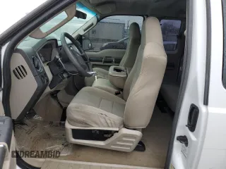 2008 Ford Super Duty F-250 SRW XL with VIN 1FTSX215X8EE43152, listed as a Copart auction lot 51999755 with 153,363 mi miles and Salvage Title. Bid and sale history available at carsss.com. Image 7.