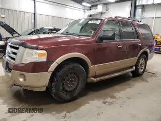 2013 Ford Expedition XLT z VIN 1FMJU1J53DEF00828, wystawiony jako Copart lot #48494655 z przebiegiem 210 052 mil mil oraz Czysty tytuł • Clean title. Historia ofert i sprzedaży dostępna na DreamBid. Obrazek 1.