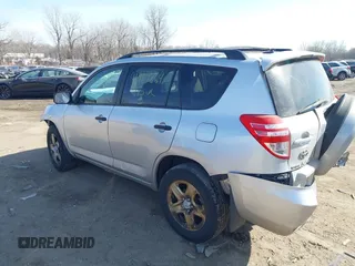 2009 Toyota RAV4 with VIN JTMBF33VX9D021198, listed as a IAAI auction lot 41787264 with 162,277 mi miles. Bid and sale history available at carsss.com. Image 3.