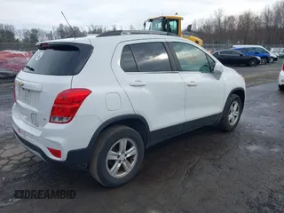 2017 Chevrolet Trax LT with VIN KL7CJPSB6HB054501, listed as a IAAI auction lot 41969377 with 141,858 mi miles. Bid and sale history available at carsss.com. Image 4.