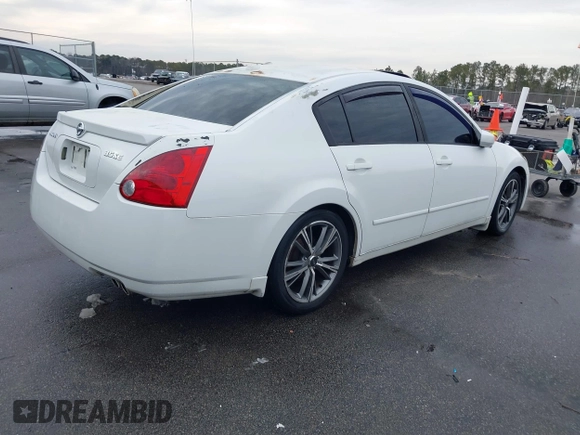2006 Nissan Maxima 3.5 SE with VIN 1N4BA41E76C859736, listed as a IAAI auction lot 41393296 with 191,272 mi miles. Bid and sale history available at carsss.com. Image 4.