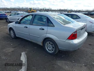 2007 Ford Focus S with VIN 1FAFP34N67W251261, listed as a IAAI auction lot 41865546 with 230,367 mi miles and . Bid and sale history available at DreamBid. Image 3.
