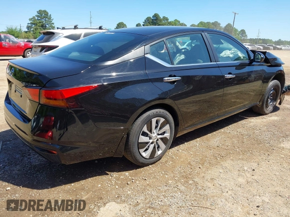 2022 Nissan Altima S z VIN 1N4BL4BV3NN420092, wystawiony jako IAAI lot #41996137 z przebiegiem 52 286 mil mil oraz . Historia ofert i sprzedaży dostępna na DreamBid. Obrazek 4.
