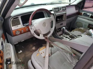 2006 Lincoln Navigator Luxury with VIN 5LMFU27536LJ01481, listed as a Copart auction lot 83268924 with 0 mi miles and Clean Title. Bid and sale history available at carsss.com. Image 8.