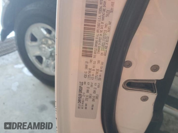 2015 Ram 2500 SLT with VIN 3C6UR5DL1FG573719, listed as a Copart auction lot 56187795 with 200,534 mi miles and Salvage title. Bid and sale history available at DreamBid. Image 12.