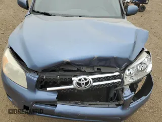 2008 Toyota RAV4 Limited with VIN JTMBD31V186089594, listed as a Copart auction lot 60810305 with 198,261 mi miles and Salvage title. Bid and sale history available at DreamBid. Image 11.