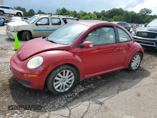 2008 Volkswagen Beetle SE with VIN 3VWRW31C78M523389, listed as a Copart auction lot 60956915 with 179,222 mi miles and Salvage title. Bid and sale history available at DreamBid. Image 1.