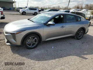 2025 Kia K4 LX with VIN 3KPFT4DEXSE018188, listed as a Copart auction lot 43905125 with 8,395 mi miles and Clean Title. Bid and sale history available at carsss.com. Image 1.