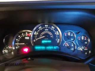2003 Cadillac Escalade z VIN 1GYEK63N53R162632, wystawiony jako IAAI lot #41542627 z przebiegiem 147 577 mil mil oraz . Historia ofert i sprzedaży dostępna na DreamBid. Obrazek 7.