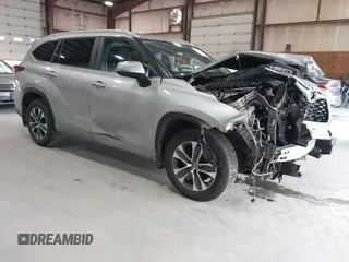 2023 Toyota Highlander L with VIN 5TDKDRBH4PS012227, listed as a IAAI auction lot 42607886 with 42,091 mi miles and . Bid and sale history available at DreamBid. Image 1.