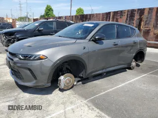 2024 Dodge Hornet R/T Plus с VIN ZACPDFDW8R3A09306, выставлен на аукционе Copart как лот 54002945 с пробегом 11 694 миль миль и Списание • Salvage title. История ставок и продаж доступна на DreamBid. Изображение 1.