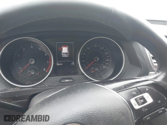 2018 Volkswagen Tiguan SEL with VIN 3VV2B7AX6JM059173, listed as a IAAI auction lot 42461175 with 86,679 mi miles and . Bid and sale history available at DreamBid. Image 15.