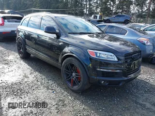 2007 Audi Q7 4.2L Premium with VIN WA1EV74L77D076445, listed as a IAAI auction lot 41525359 with 175,563 mi miles. Bid and sale history available at carsss.com. Image 1.