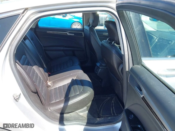 2013 Ford Fusion SE with VIN 3FA6P0HR4DR337047, listed as a IAAI auction lot 41997094 with 195,687 mi miles. Bid and sale history available at carsss.com. Image 8.