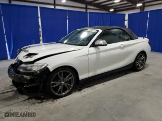 2015 BMW 2 Series M235i with VIN WBA1M1C51FV393568, listed as a Copart auction lot 70868164 with 98,522 mi miles and Clean Title. Bid and sale history available at carsss.com. Image 1.