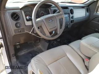 2009 Ford F-150 XL z VIN 1FTRF14W49KA82830, wystawiony jako Copart lot #78040624 z przebiegiem 58 364 mil mil oraz Nie do naprawy • Non repairable. Historia ofert i sprzedaży dostępna na DreamBid. Obrazek 8.