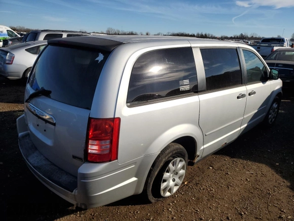 2008 Chrysler Town & Country LX with VIN 2A8HR44H48R781843, listed as a Copart auction lot 83769824 with 215,635 mi miles and Clean Title. Bid and sale history available at carsss.com. Image 3.