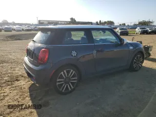 2020 MINI Hardtop Cooper S z VIN WMWXR5C04L2M16068, wystawiony jako Copart lot #53107645 z przebiegiem 43 810 mil mil oraz Szkody całkowita. Historia ofert i sprzedaży dostępna na DreamBid. Obrazek 3.