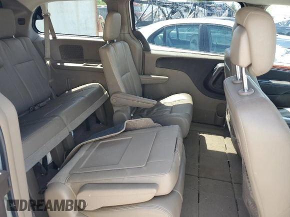 2015 Chrysler Town & Country Touring with VIN 2C4RC1BGXFR645428, listed as a Copart auction lot 50563134 with 113,417 mi miles and Clean Title. Bid and sale history available at carsss.com. Image 10.