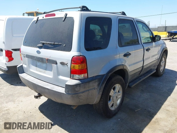 2002 Ford Escape XLT с VIN 1FMCU03142KA38985, выставлен на аукционе IAAI как лот 42663989 с пробегом 152 626 миль миль и . История ставок и продаж доступна на DreamBid. Изображение 4.