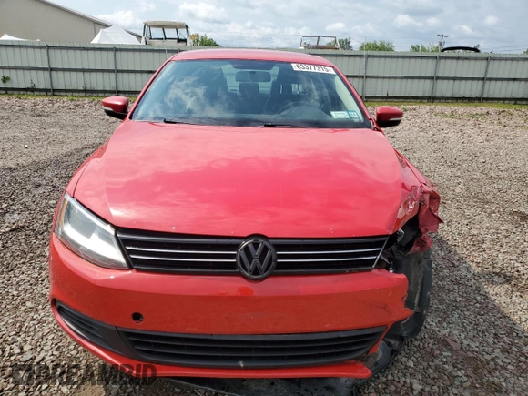2013 Volkswagen Jetta SE with VIN 3VWDP7AJ3DM294443, listed as a Copart auction lot 63377315 with 217,100 mi miles and Salvage title. Bid and sale history available at DreamBid. Image 5.
