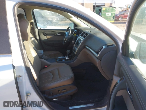 2016 GMC Acadia SLT with VIN 1GKKRSKD8GJ194134, listed as a IAAI auction lot 41680902 with 95,843 mi miles. Bid and sale history available at carsss.com. Image 5.