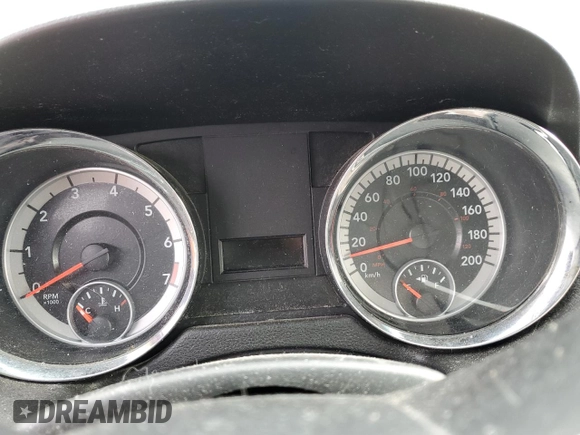 2014 Dodge Grand Caravan SE 30th Anniversary with VIN 2C4RDGBG8ER110502, listed as a Copart auction lot 45541875 with Not Provided miles and Salvage Title. Bid and sale history available at DreamBid. Image 9.