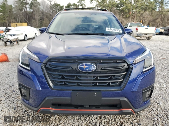 2024 Subaru Forester Sport with VIN JF2SKAGC1RH461250, listed as a Copart auction lot 44446605 with 12,527 mi miles and Salvage Title. Bid and sale history available at carsss.com. Image 5.