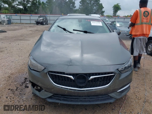 2018 Buick Regal Preferred with VIN W04GL6SX4J1136480, listed as a IAAI auction lot 42472510 with 117,210 mi miles and . Bid and sale history available at DreamBid. Image 12.