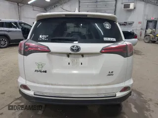 2018 Toyota RAV4 LE z VIN JTMBFREV7JJ207951, wystawiony jako IAAI lot #42376282 z przebiegiem 109 704 mil mil oraz . Historia ofert i sprzedaży dostępna na DreamBid. Obrazek 16.