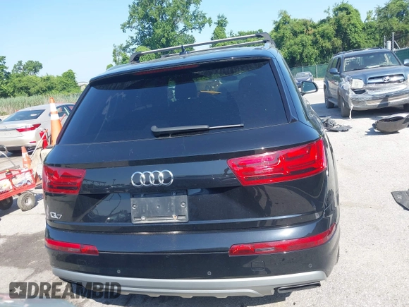 2019 Audi Q7 Premium Plus with VIN WA1LAAF77KD012284, listed as a IAAI auction lot 42587290 with 50,976 mi miles and . Bid and sale history available at DreamBid. Image 17.