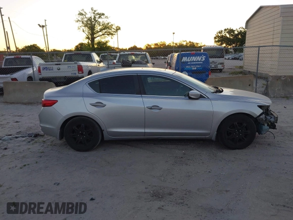 2013 Acura ILX with VIN 19VDE1F39DE010087, listed as a IAAI auction lot 41832973 with 214,137 mi miles. Bid and sale history available at carsss.com. Image 13.