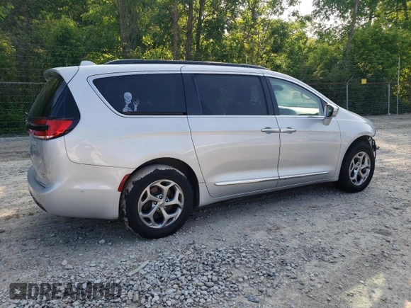 2022 Chrysler Pacifica Limited with VIN 2C4RC3GG6NR189723, listed as a Copart auction lot 60132625 with Not provided miles and Salvage title. Bid and sale history available at DreamBid. Image 3.