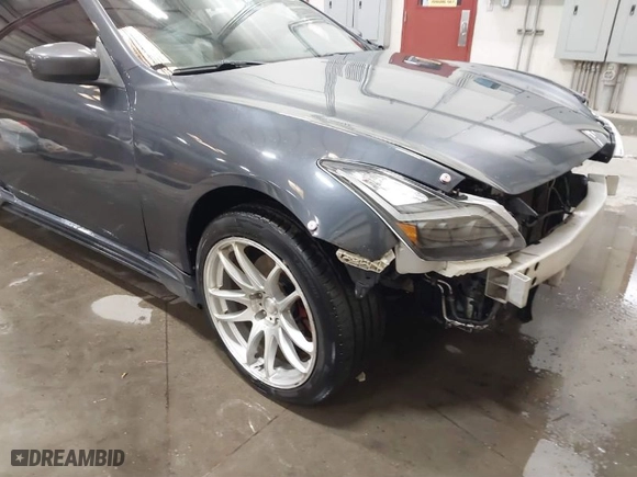 2008 Infiniti G37 Coupe Journey with VIN JNKCV64EX8M125615, listed as a IAAI auction lot 41801915 with 141,271 mi miles. Bid and sale history available at carsss.com. Image 19.