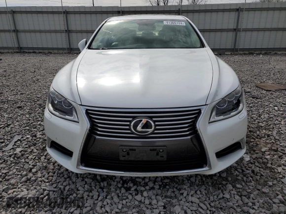 2014 Lexus LS 460 L with VIN JTHDL5EF4E5006895, listed as a Copart auction lot 41365124 with 116,785 mi miles and Salvage title. Bid and sale history available at DreamBid. Image 5.