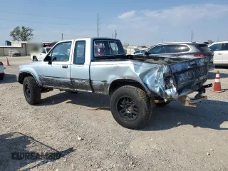 1990 Toyota Pickup DLX z VIN JT4VN13D3L5024456, wystawiony jako Copart lot #75834064 z przebiegiem 200 893 mil mil oraz Szkoda całkowita • Salvage title. Historia ofert i sprzedaży dostępna na DreamBid. Obrazek 2.