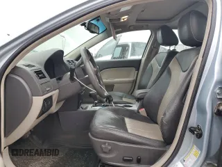 2010 Mercury Milan Hybrid with VIN 3MEDM0L31AR652976, listed as a Copart auction lot 82427944 with 115,014 mi miles and Salvage Title. Bid and sale history available at carsss.com. Image 7.