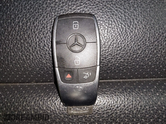 2020 Mercedes-Benz C 300 with VIN WDDWF8EB4LR549336, listed as a IAAI auction lot 41567409 with 19,642 mi miles and . Bid and sale history available at DreamBid. Image 11.