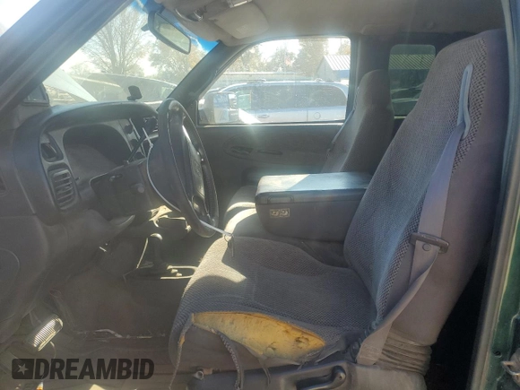 2001 Dodge Ram 2500 with VIN 1B7KF23691J539943, listed as a Copart auction lot 82216584 with 346,832 mi miles and Salvage Title. Bid and sale history available at carsss.com. Image 7.