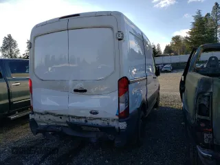 2017 Ford Transit with VIN 1FTYR1CM1HKB21407, listed as a Copart auction lot 43131025 with 161,591 mi miles and Salvage Title. Bid and sale history available at DreamBid. Image 3.