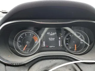 2019 Jeep Cherokee Latitude with VIN 1C4PJMCX3KD127526, listed as a Copart auction lot 85462954 with 132,879 mi miles and Salvage Title. Bid and sale history available at carsss.com. Image 9.