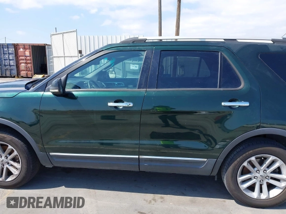 2013 Ford Explorer XLT z VIN 1FM5K7D96DGA79989, wystawiony jako IAAI lot #42141220 z przebiegiem 126 157 mil mil oraz . Historia ofert i sprzedaży dostępna na DreamBid. Obrazek 14.