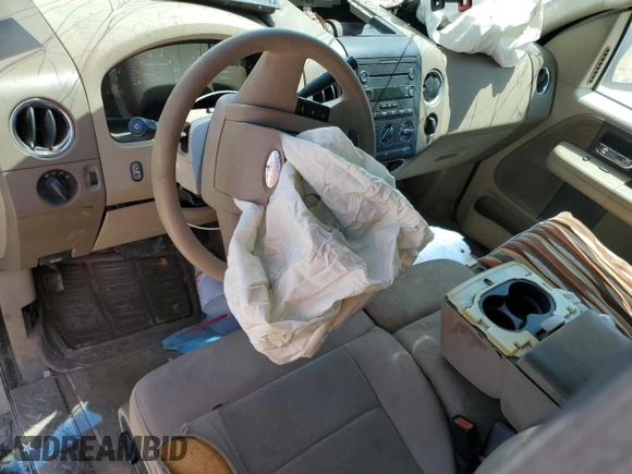 2004 Ford F-150 XLT with VIN 1FTRW12W04KD46105, listed as a Copart auction lot 51955395 with 2,465,985 mi miles and Salvage Title. Bid and sale history available at carsss.com. Image 8.