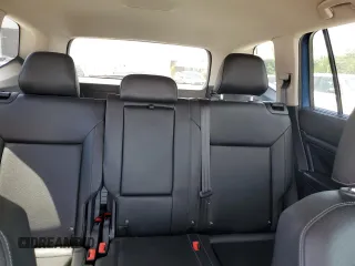 2019 Volkswagen Atlas SE с VIN 1V2DR2CA1KC552632, выставлен на аукционе Copart как лот 60830725 с пробегом 76 887 миль миль и Списание • Salvage title. История ставок и продаж доступна на DreamBid. Изображение 10.