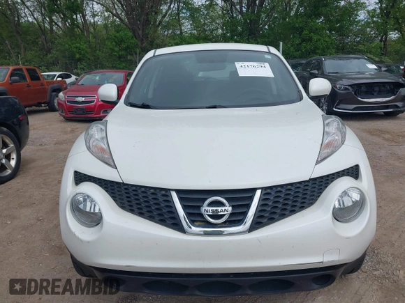 2014 Nissan Juke SV with VIN JN8AF5MR5ET362070, listed as a IAAI auction lot 42176294 with 101,489 mi miles and . Bid and sale history available at carsss.com. Image 6.