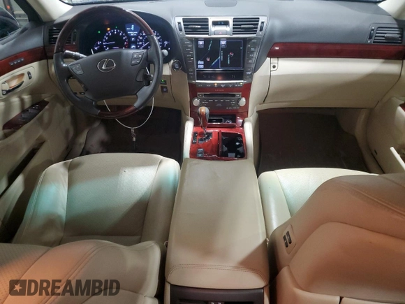 2011 Lexus LS 460 z VIN JTHCL5EF6B5009790, wystawiony jako Copart lot #43873435 z przebiegiem 172 242 mil mil oraz Szkoda całkowita • Salvage title. Historia ofert i sprzedaży dostępna na DreamBid. Obrazek 8.