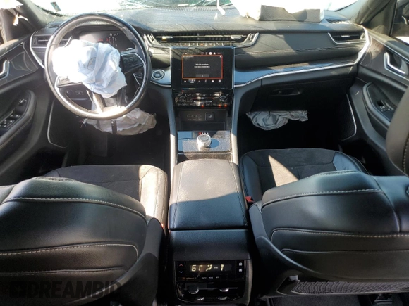 2022 Jeep Grand Cherokee Altitude z VIN 1C4RJJAG6N8548647, wystawiony jako Copart lot #55515905 z przebiegiem 62 225 mil mil oraz Szkoda całkowita • Salvage title. Historia ofert i sprzedaży dostępna na DreamBid. Obrazek 8.