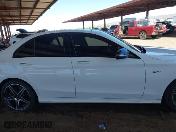 2017 Mercedes-Benz C 43 AMG с VIN 55SWF6EB6HU187598, выставлен на аукционе IAAI как лот 42539960 с пробегом 92 732 миль миль и . История ставок и продаж доступна на DreamBid. Изображение 14.